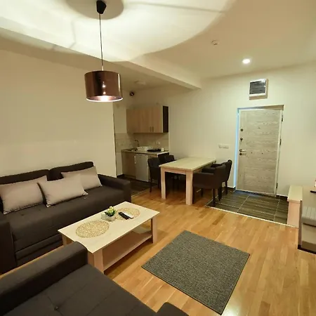 Dvori Apartmán Kopaonik